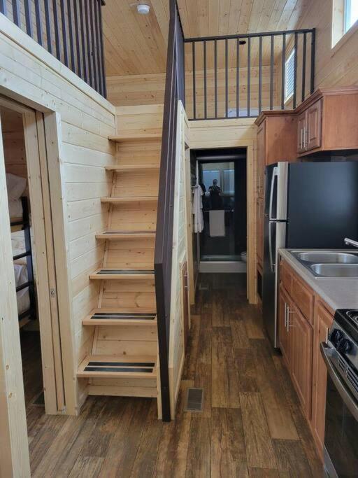 Chalet 036 Tiny Nr Grand Canyon South Rim Sleeps 8 - Full Kitchen Valle
